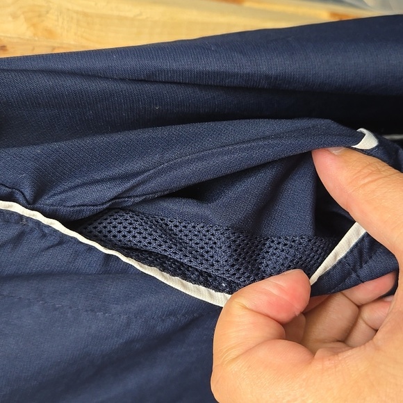 CCM Size XL Navy Blue Lightweight Windbreaker Style Jacket - Picture 6 of 10